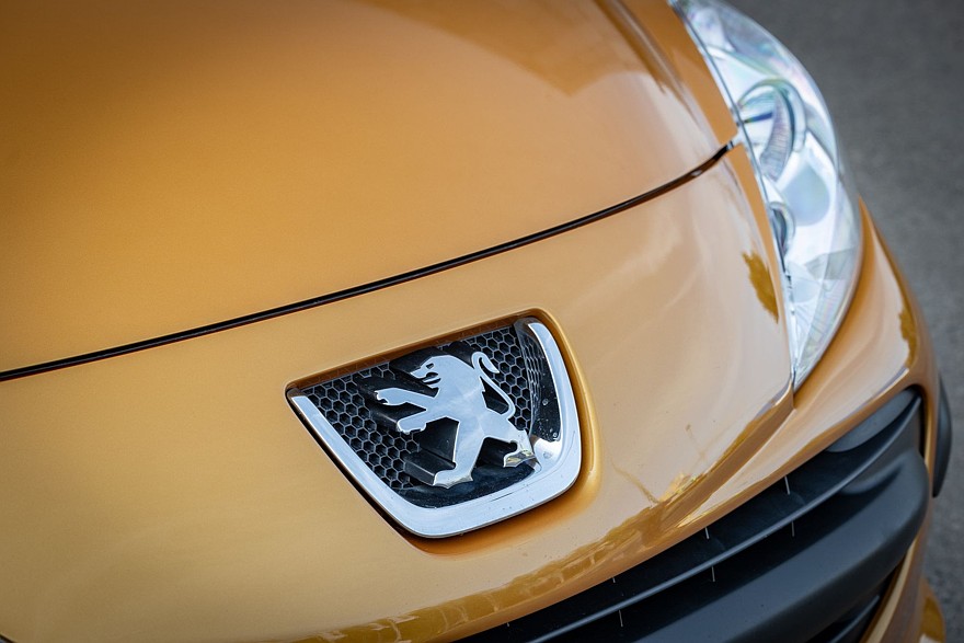Peugeot 207 с пробегом: почти идеальный салон и беспощадная стоимость некоторых мелочей - «Peugeot»