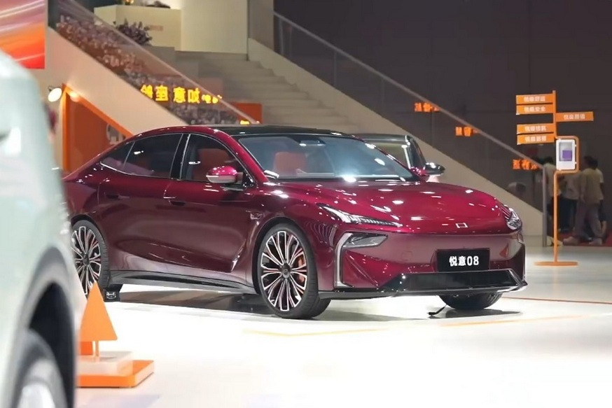 FAW готовится вывести на рынок стильную легковушку Bestune Yueyi 08 - «FAW»