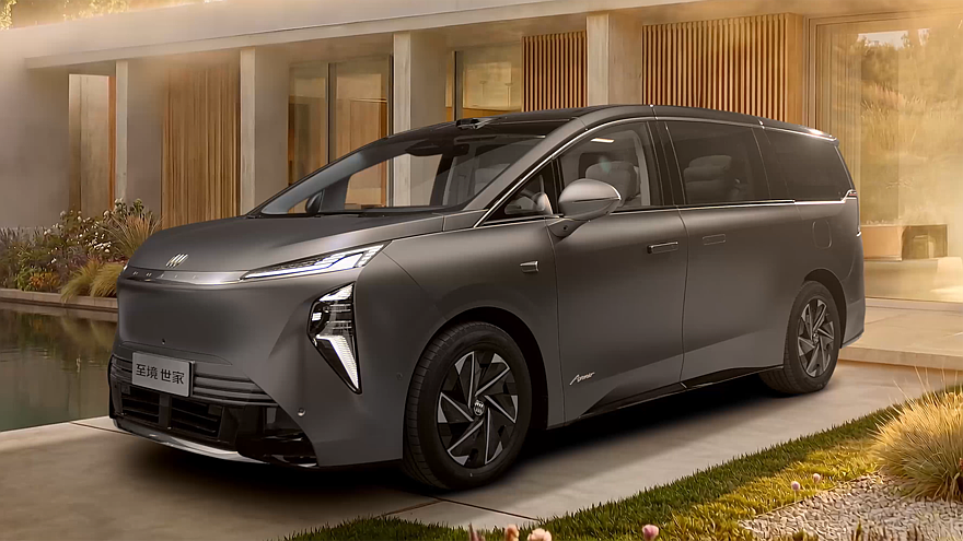 Флагманский минивэн Buick Encasa обзавёлся версией с новой «начинкой» - «Buick»