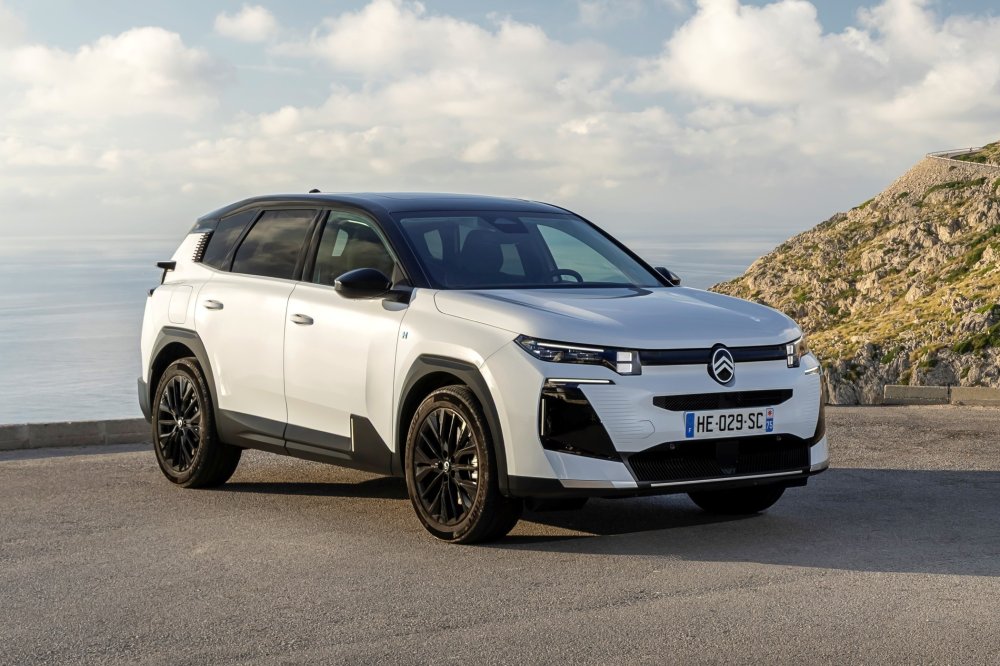 Апгрейд на бумаге: Citroen приписал plug-in гибридному C5 Aircross лишние 30 л.с. - «Citroen»