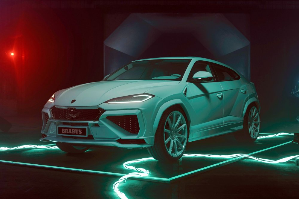 Brabus 900 на базе Lamborghini Urus SE: провокационный мятный и традиционный чёрный - «Lamborghini»