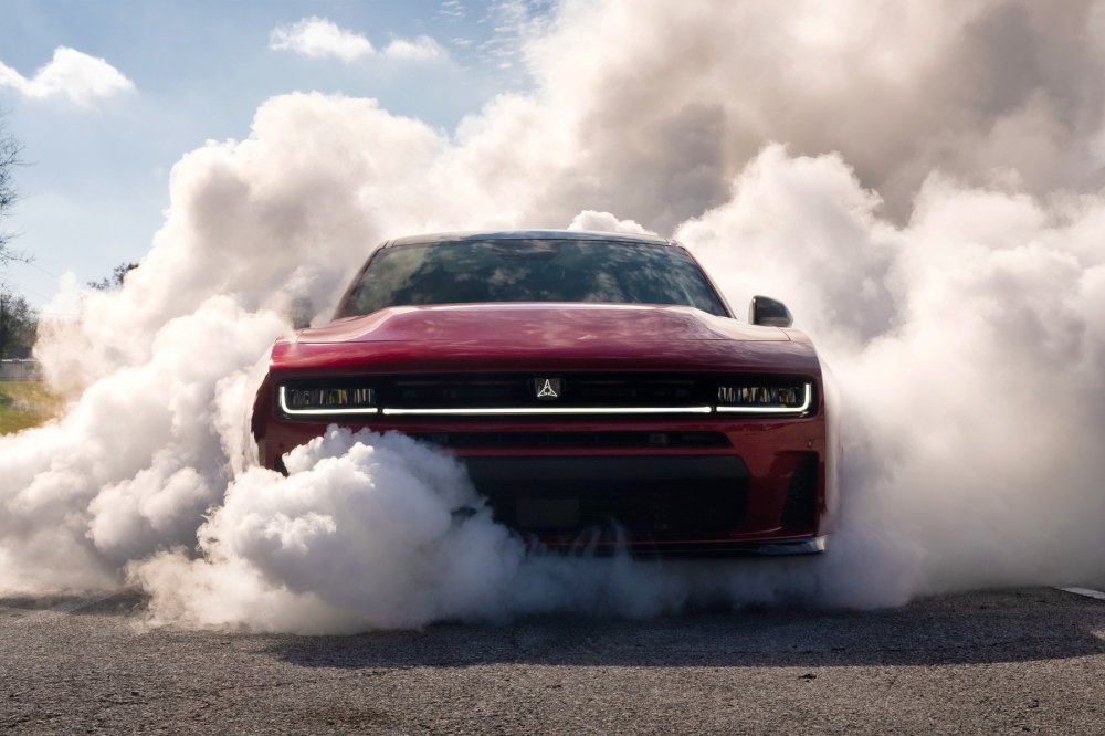 Новый Dodge Charger SRT Hellcat c компрессорным V8 HEMI ожидается в 2028 году - «Dodge»