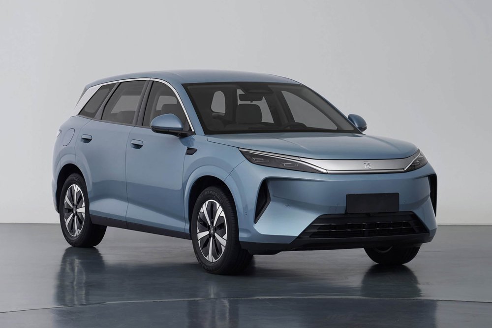 Новый кроссовер BYD Atto 3 для Китая готовится к премьере - «BYD»