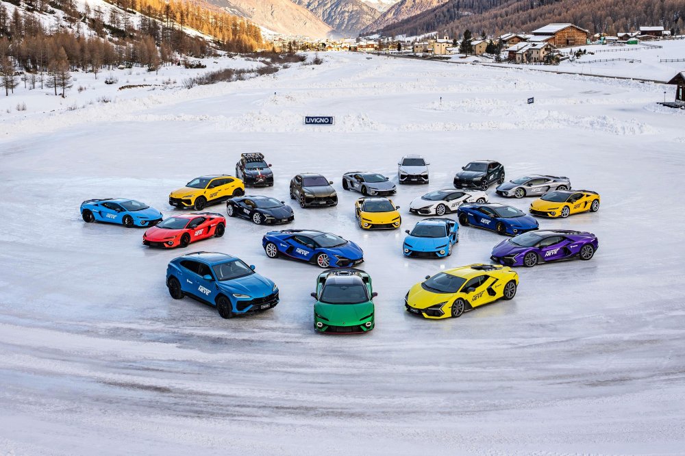 Планы Lamborghini: четыре новинки в этом году и гибридный Lanzador в 2030-м - «Lamborghini»