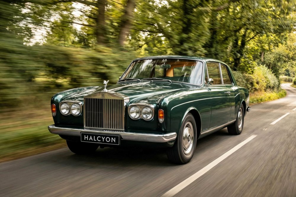 Рестомод Halcyon Great Eight на базе Rolls-Royce Corniche в стиле викторианской Англии - «Rolls-Royce»