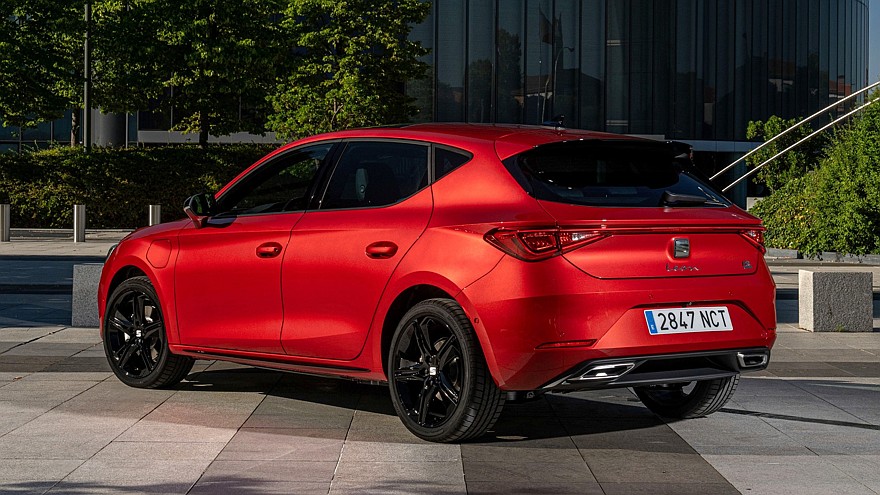 Нынешнему Seat Leon продлили жизнь: в 2029 году его ждёт большое обновление - «SEAT»