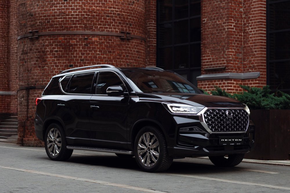 На российский рынок выходит семиместный внедорожник KGM Rexton - «SsangYong»