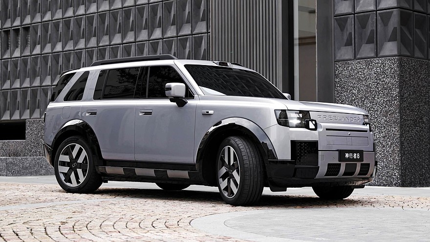 Большой кроссовер Freelander 8 от Land Rover и Chery: салон и подробности - «Chery»