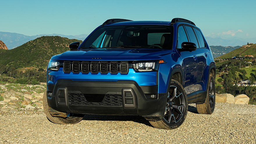 Jeep анонсировал новый Cherokee Trailhawk: первый тизер - «Jeep»