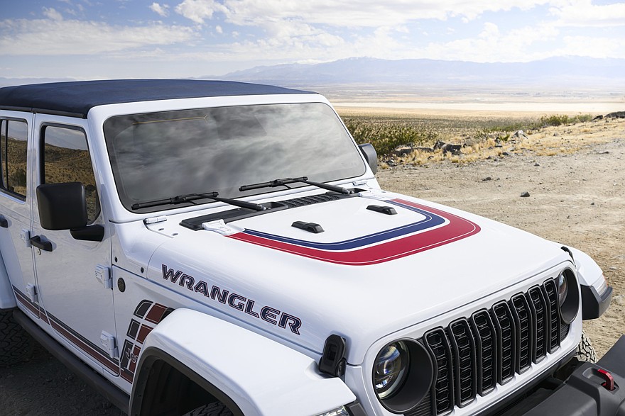 Внедорожник Jeep Wrangler обзавёлся супергеройской спецверсией America250 - «Jeep»