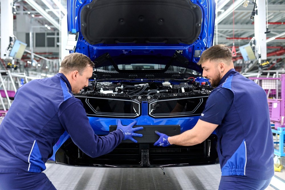 BMW сократит 8000 «не создающих ценность» сотрудников в Германии - «BMW»