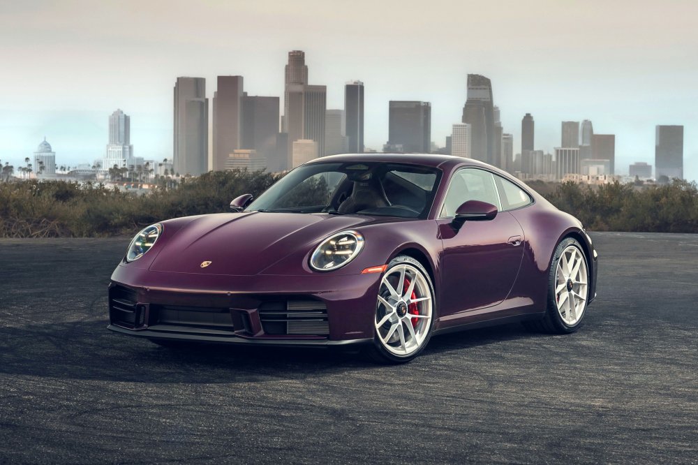 По заявкам трудящихся: Porsche 911 Carrera S снова доступен на «механике», но есть нюанс - «Porsche»