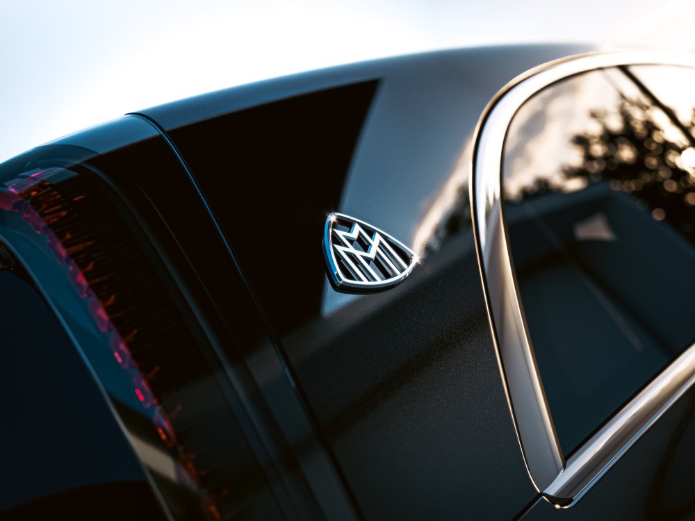 Роскошный минивэн Mercedes-Maybach VLS готовится к премьере - «Mercedes-Maybach»