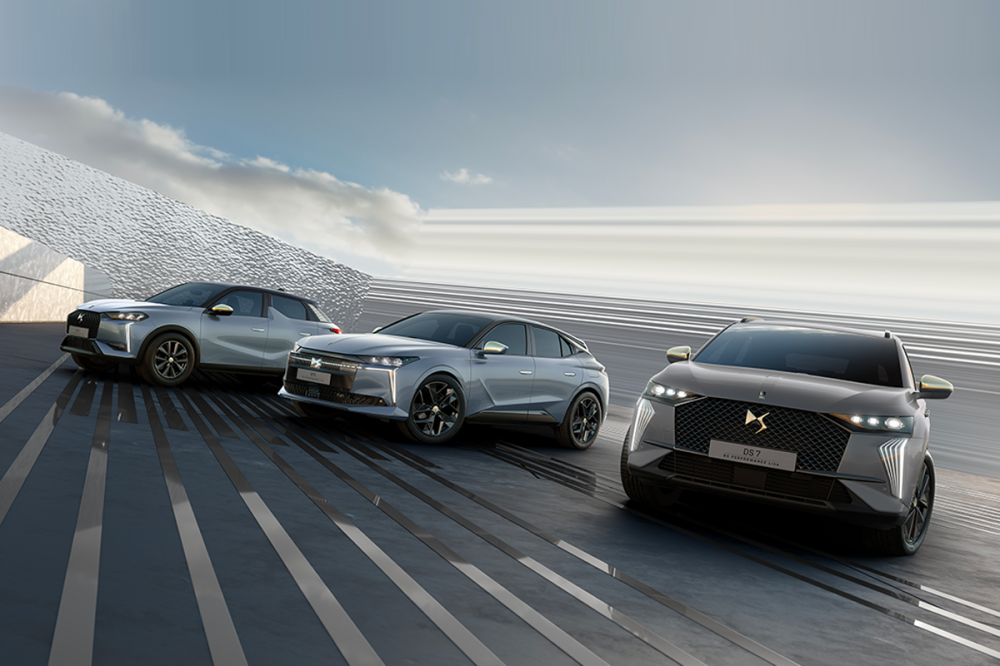 Теряющие покупателей DS 3, DS №4 и DS 7 обзавелись спецверсией Performance Line, цены известны - «DS»