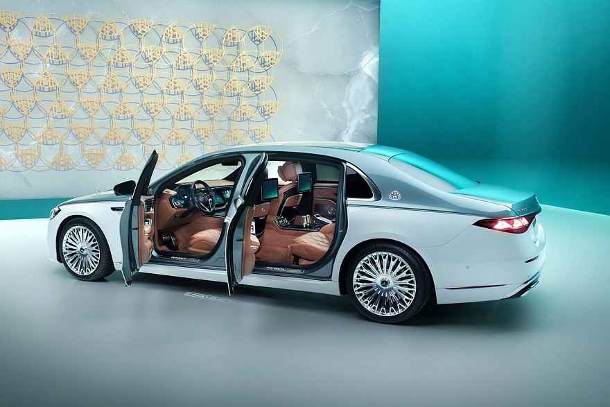 Обновлённый Mercedes-Maybach S-Class: в Европе без V12, решётка крупнее, подсветка богаче - «Mercedes-Maybach»