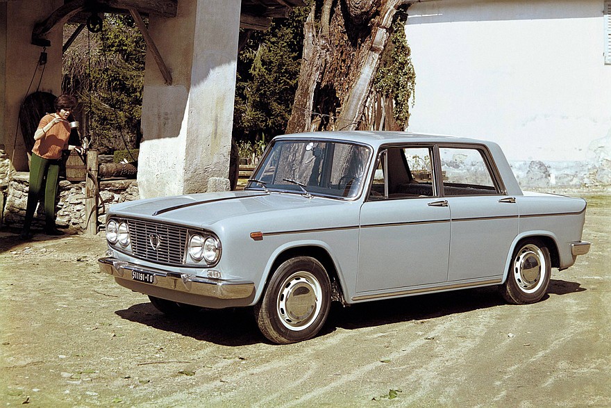 Italiano vero: опыт владения купе Lancia Fulvia 1,3S - «Тест-драйв»