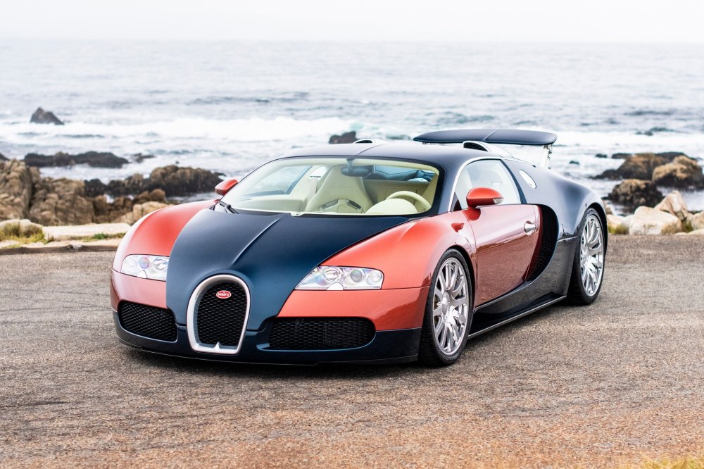 Bugatti представила полностью отреставрированный и слегка облагороженный Veyron - «Bugatti»