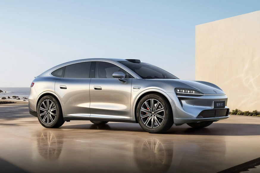 Обновлённый купеобразный Luxeed R7 от Chery и Huawei дебютировал с урезанной гаммой - «Chery»