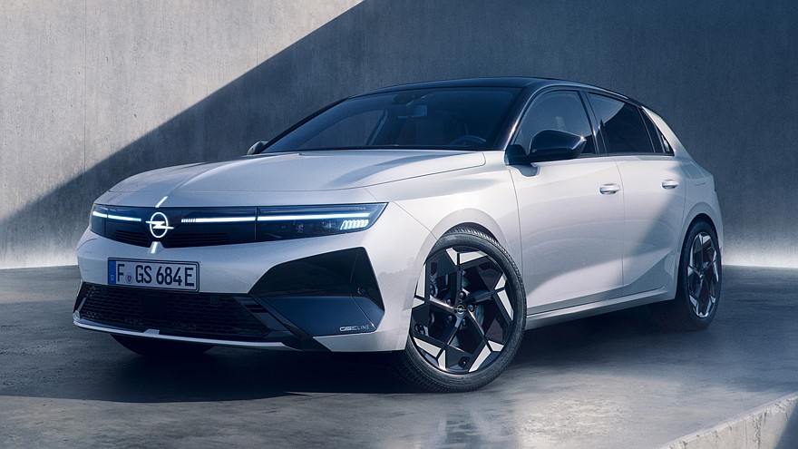 Opel показал Astra GSE Line: изменения в деталях и стандартная техника - «Opel»
